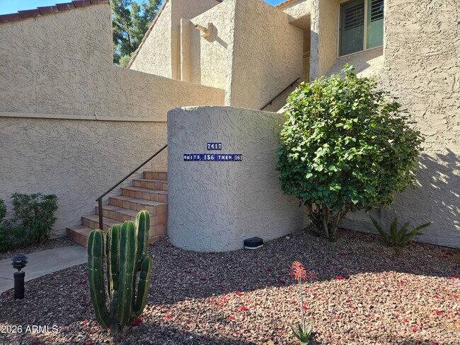 Building Photo - 7417 N Vía Camello Del Norte