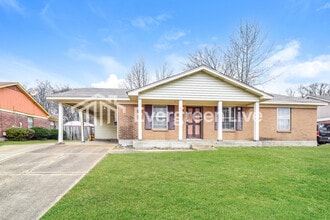 Building Photo - 2974 Meadowfair Rd