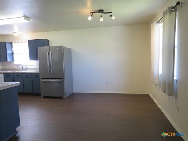 Building Photo - 2501 Westwood Dr