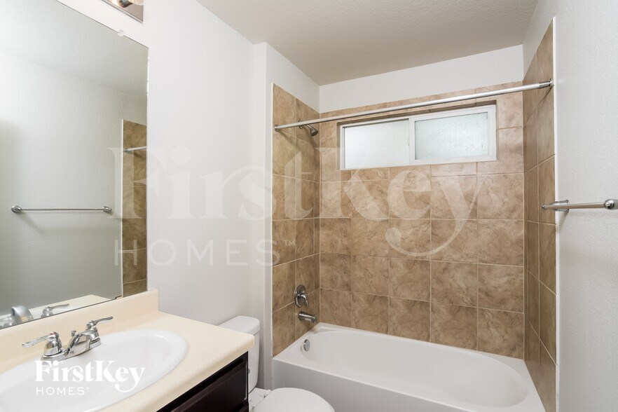 Building Photo - 5931 Forte Falls