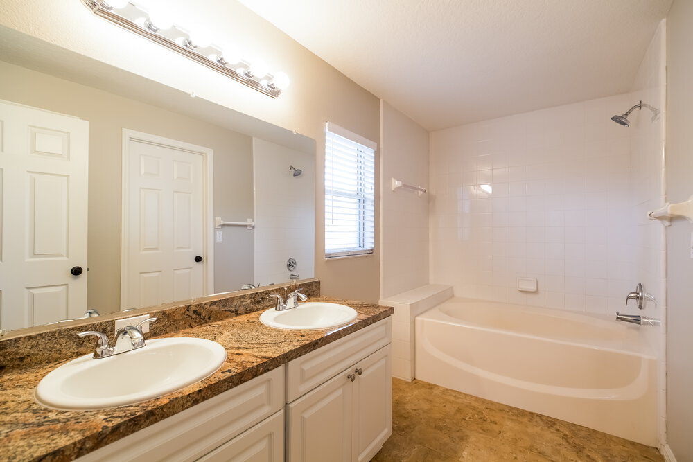 Building Photo - 15443 Margaux Dr