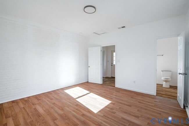 Building Photo - 1401 Byron St