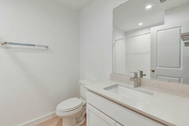 Building Photo - 7802 Bel Fiore Dr