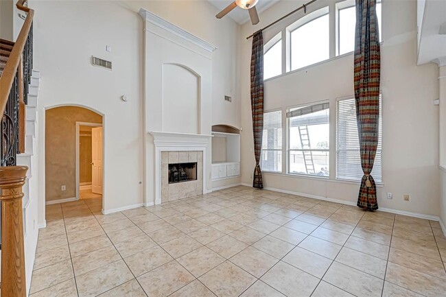 Building Photo - 7510 Shadow Terrace Ln