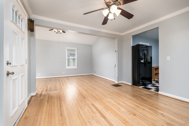 View into dinning room - 1099 North Ave