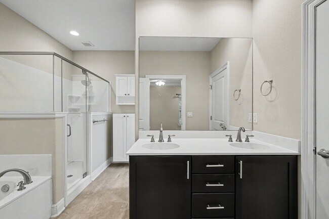 Building Photo - Waterfront Community Living in Soundview Landing with Private Boat Slip!