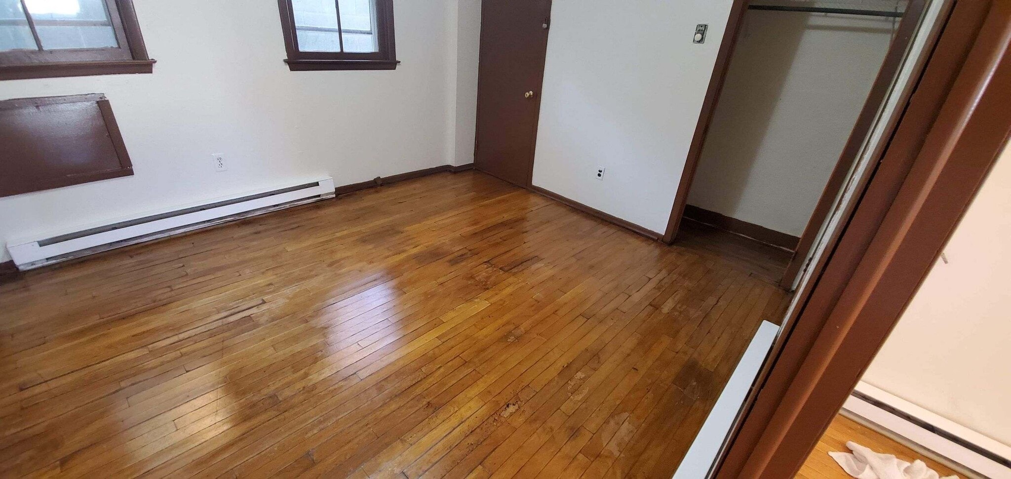 Smaller bedroom - 8 Franklin St