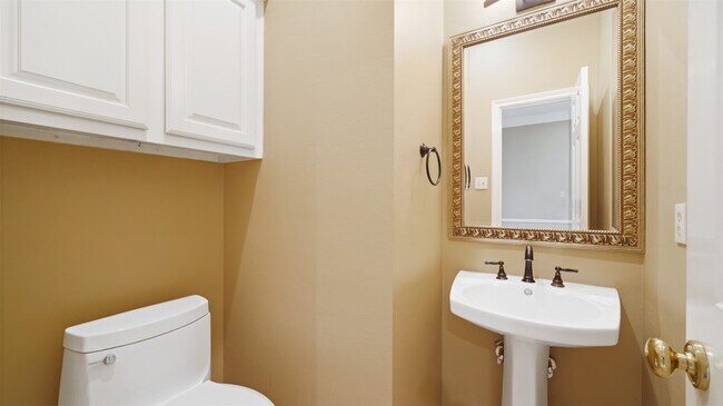 Building Photo - 22307 Fairbay Dr