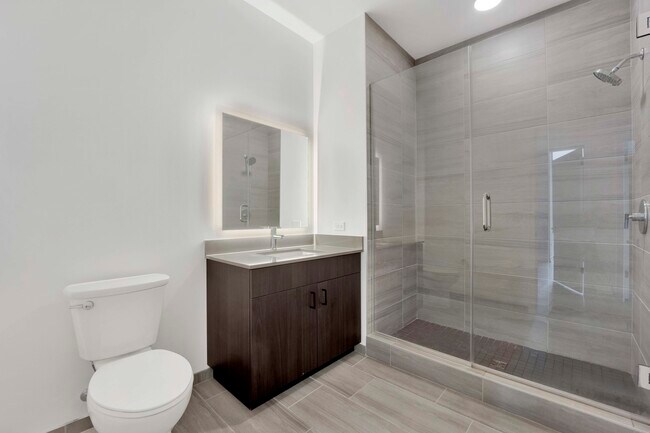 Building Photo - 808 N Cleveland Ave