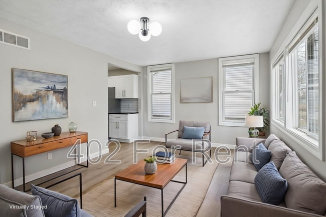 Building Photo - 3111 S 40th St