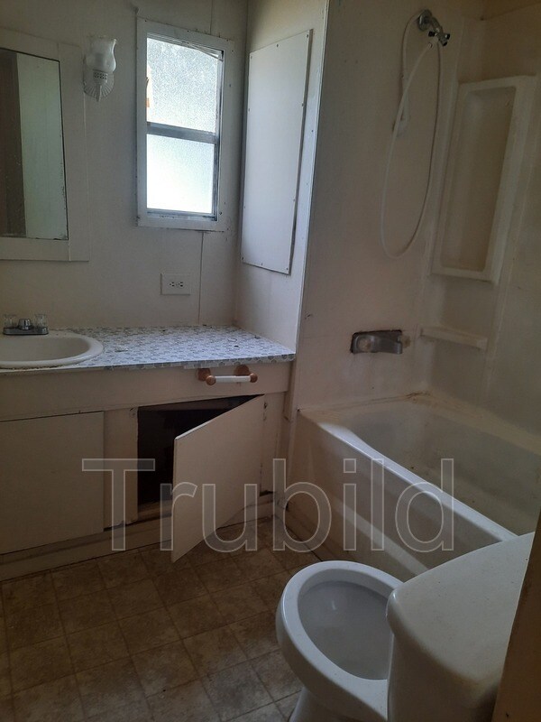 Building Photo - 1465 Remount Rd
