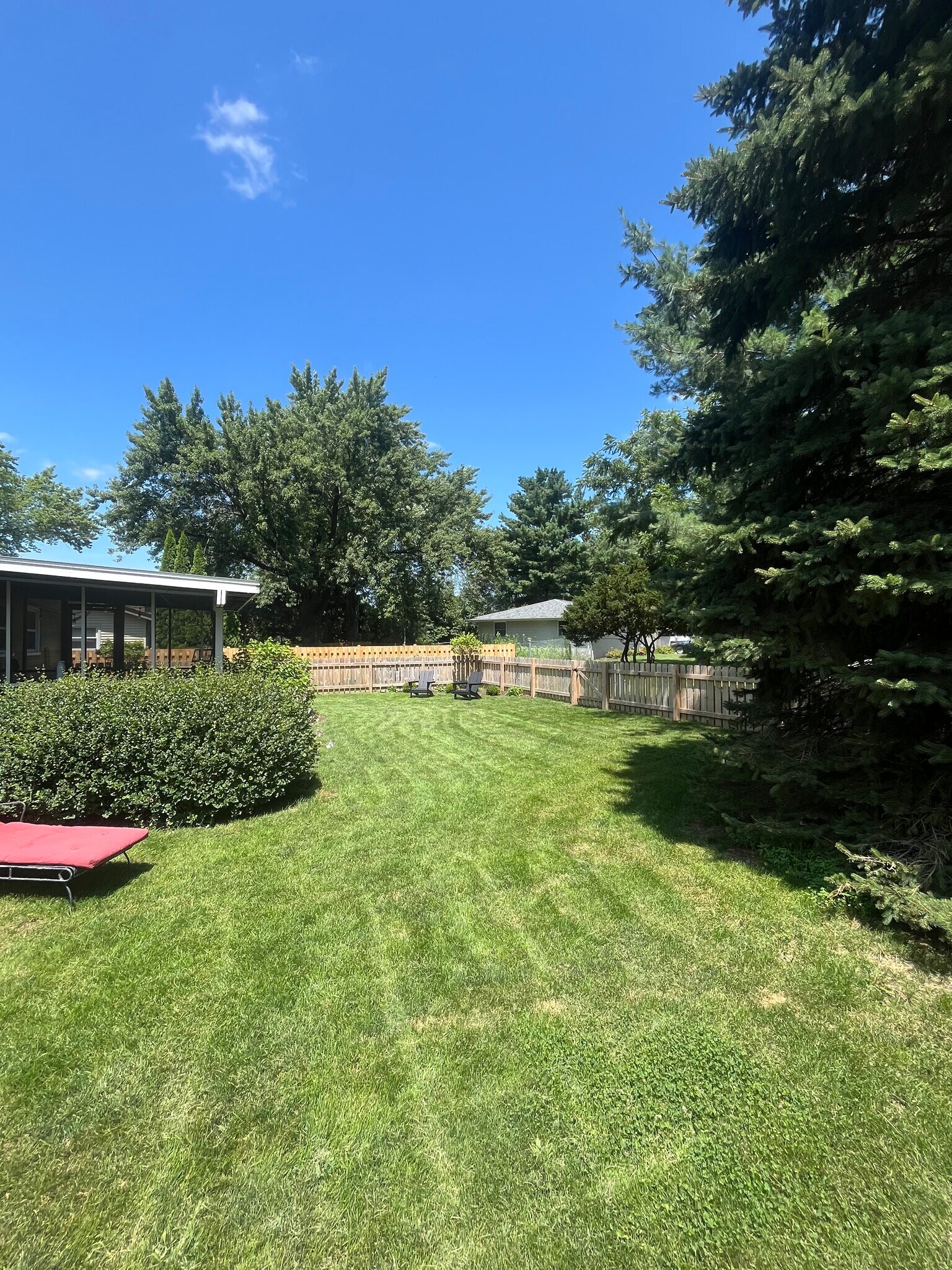 Building Photo - 1251 Lily Rd
