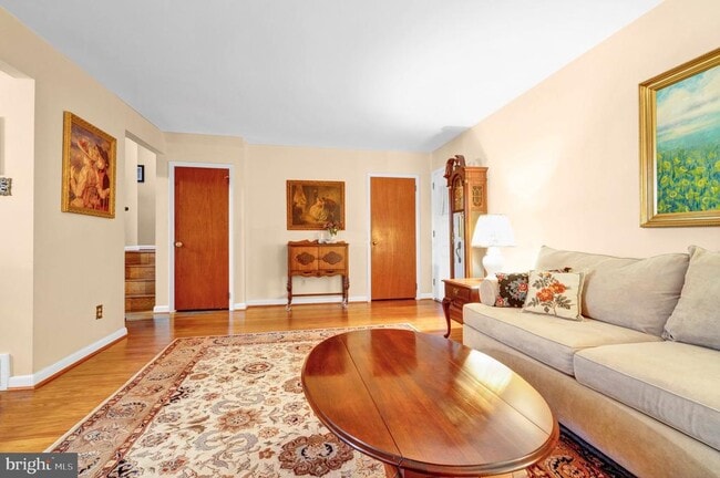 Building Photo - 2939 W Germantown Pike