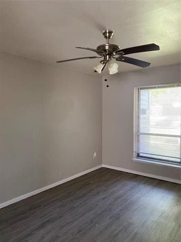 Building Photo - 7924 Silverdale Dr
