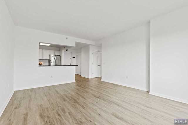 Building Photo - 509 River Rd