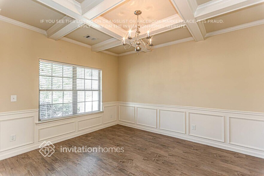 Building Photo - 653 Ocean Ave