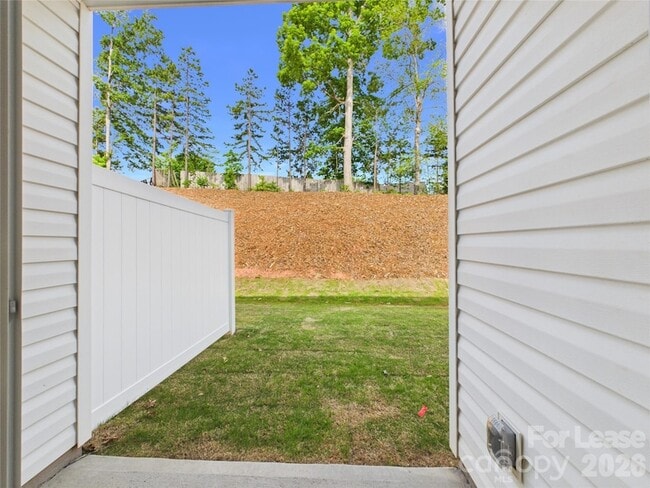 Building Photo - 20004 Faithwood Ct