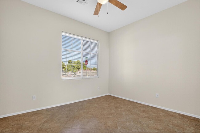 Building Photo - 18711 E Raven Dr