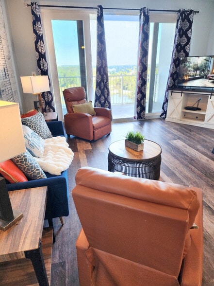 Building Photo - 102 Gulfside Ct