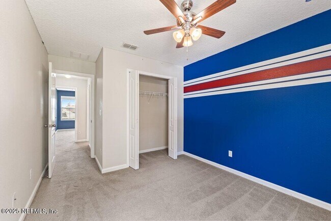 Building Photo - 3149 Silverado Cir