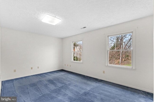 Building Photo - 3709 Howsen Ave