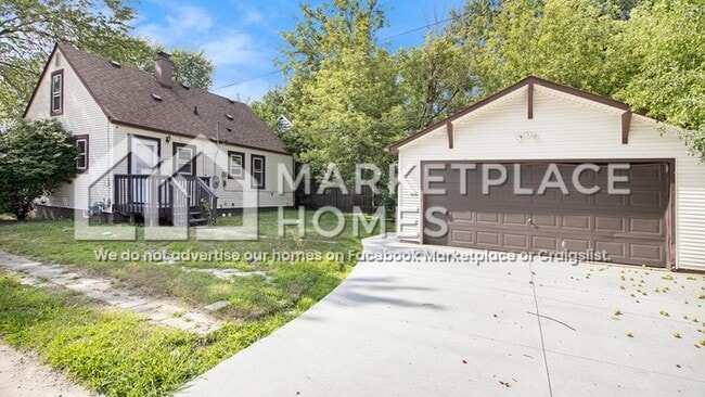 Building Photo - 5993 John Daly St