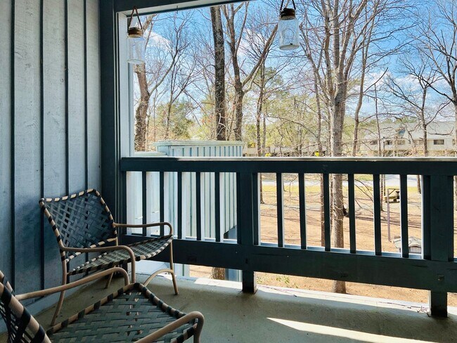 Building Photo - 1 BR efficiency w/Utilities Included! In the Gated Community of Fairfield Harbour!!