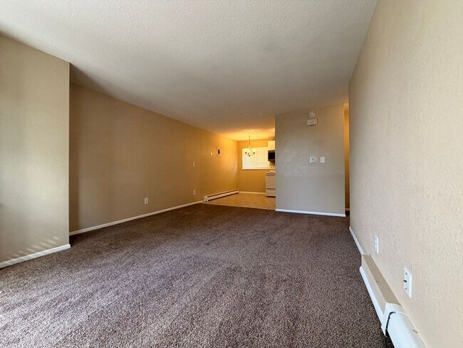 Building Photo - 7080 Alegre Cir