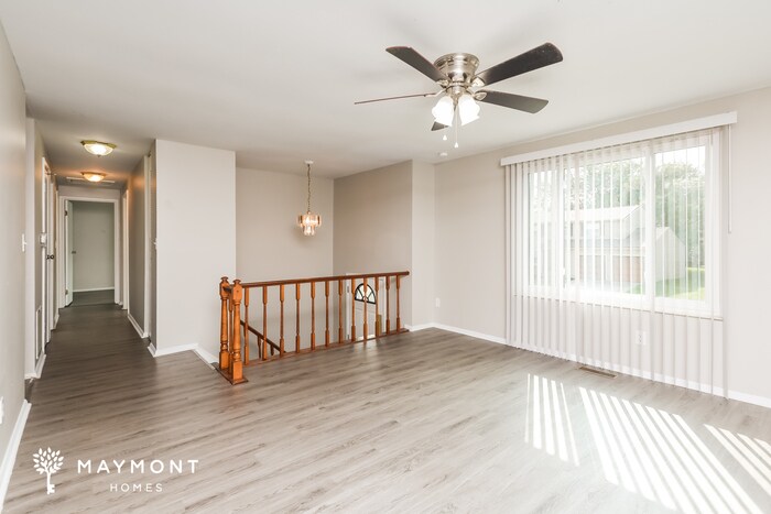 Building Photo - 9612 Springwater Ln