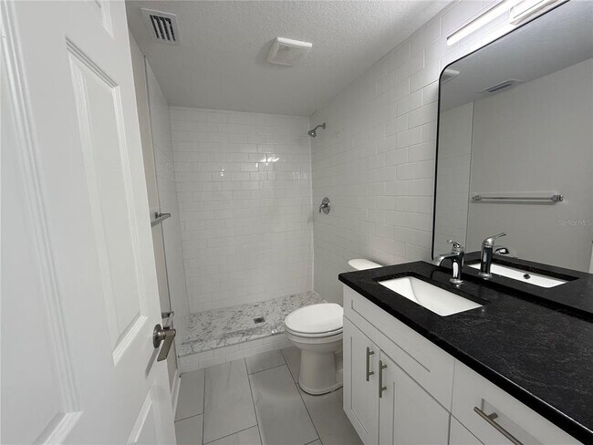 Building Photo - 5241 Sparrow Dr
