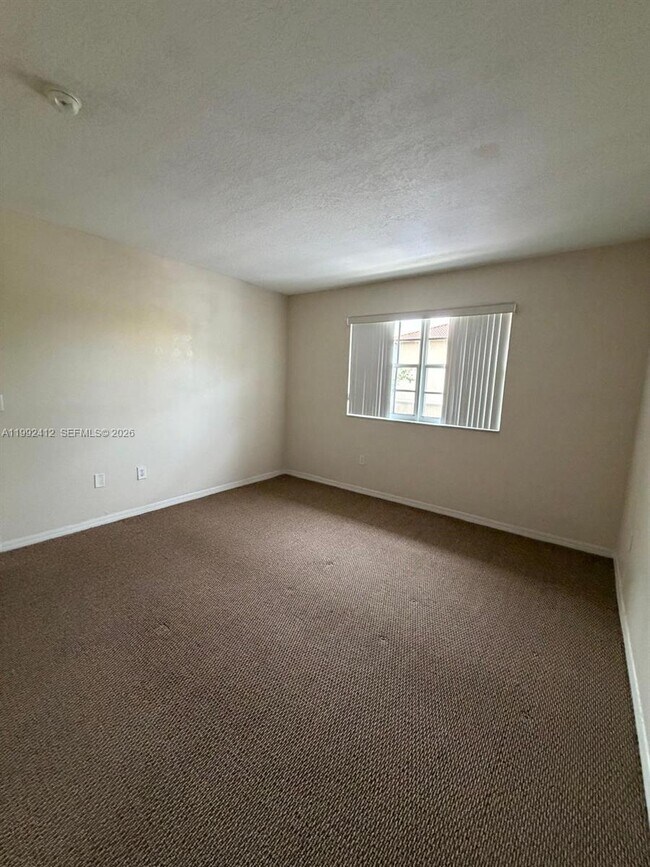 Building Photo - 200 SW 117th Terrace