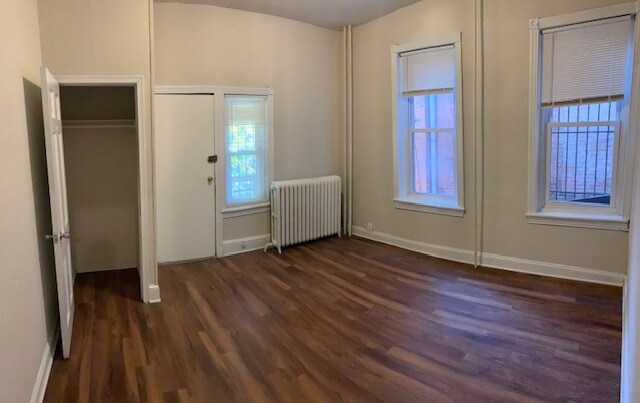 Building Photo - 221 S 44th St