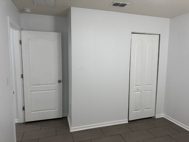 Building Photo - FOR RENT!!!!