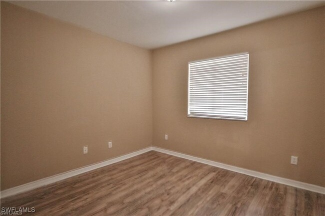Building Photo - 10240 Olivewood Way