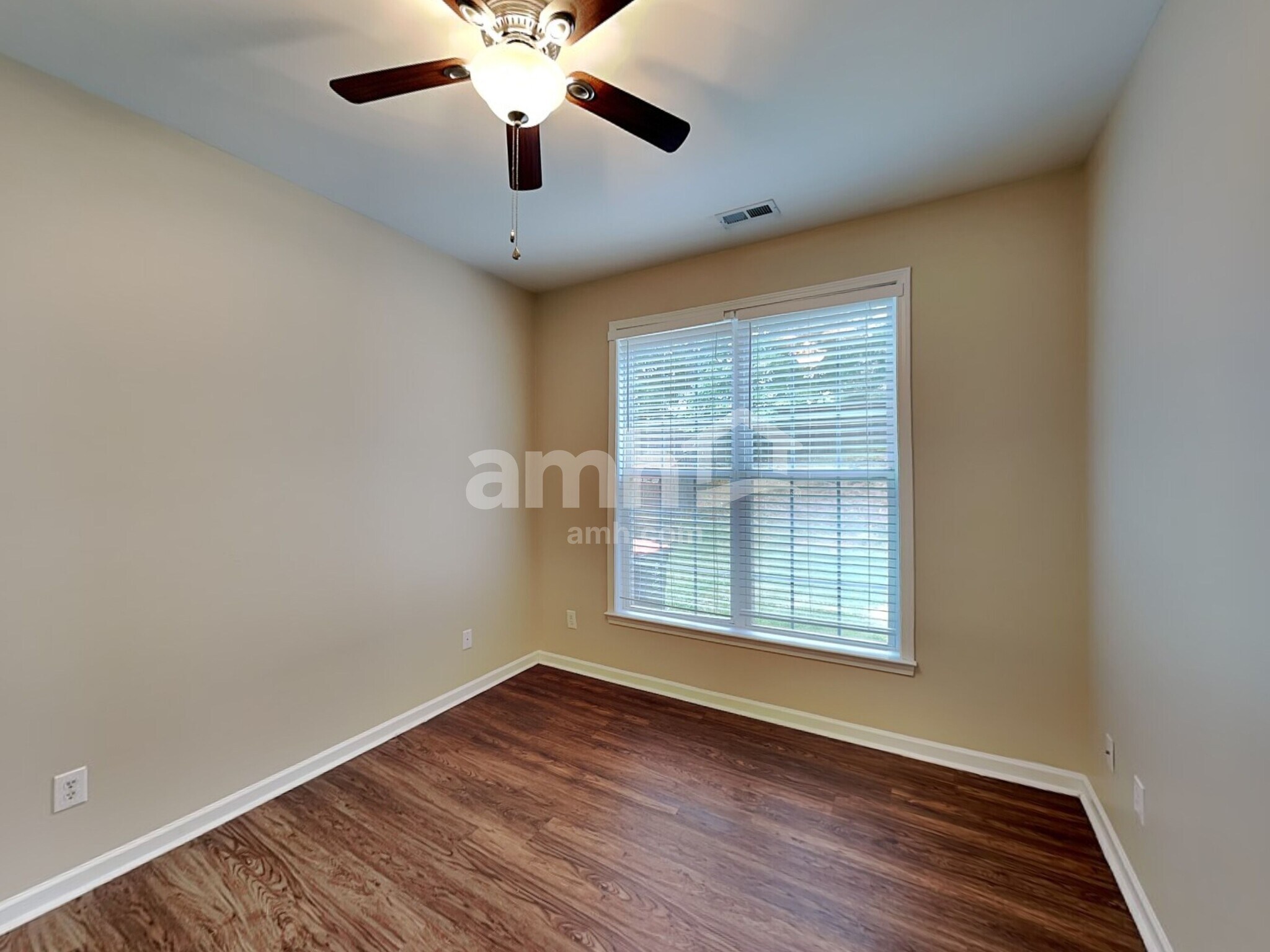 Building Photo - 7355 Sedgebrook Dr W