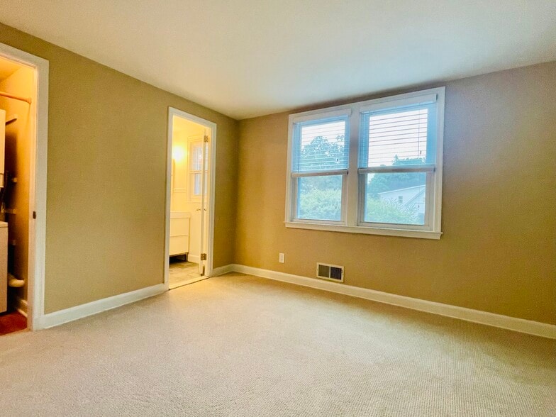 Living Room - 806 Hall St