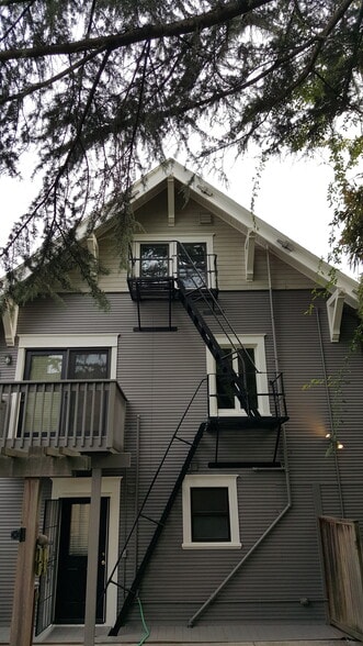 Fire escape - 1867 SW 14th Ave