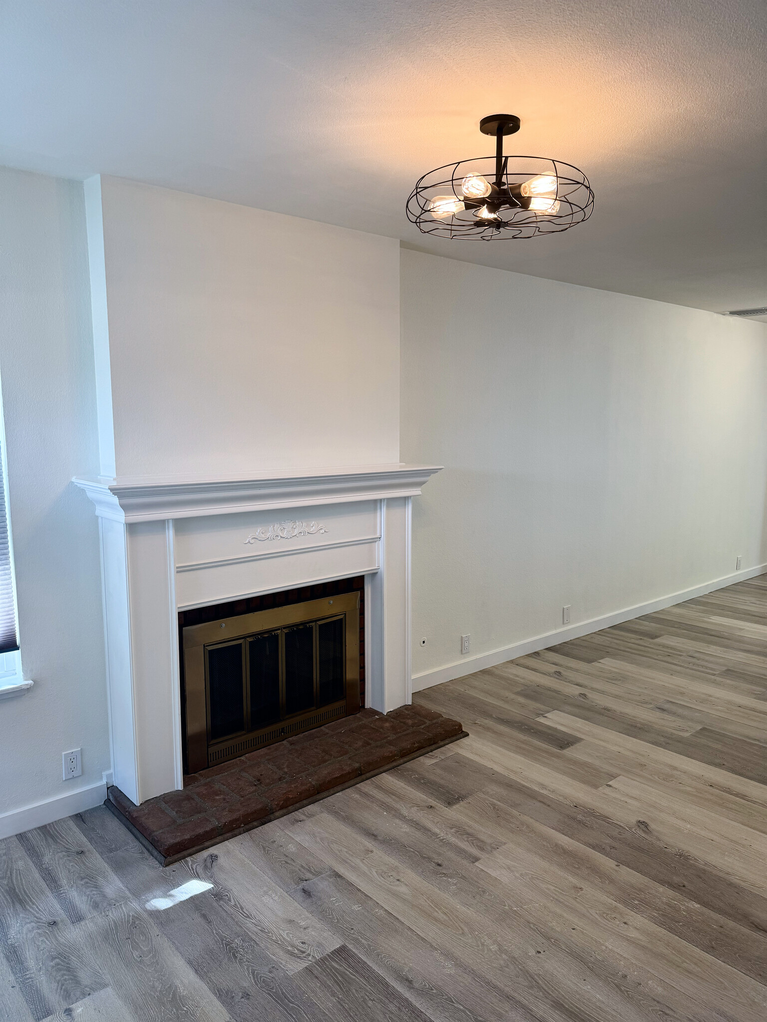 Building Photo - 2643 Briarwood Pl
