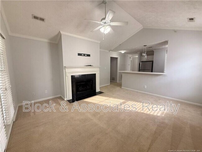 Building Photo - 3342 Harbour Pointe Pl