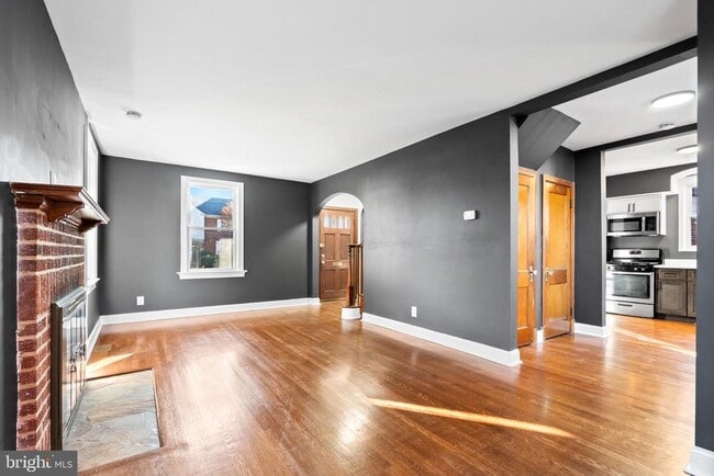 Building Photo - 4312 19th St NE