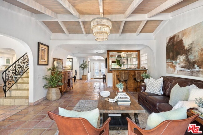 Building Photo - 213 Via Cordova