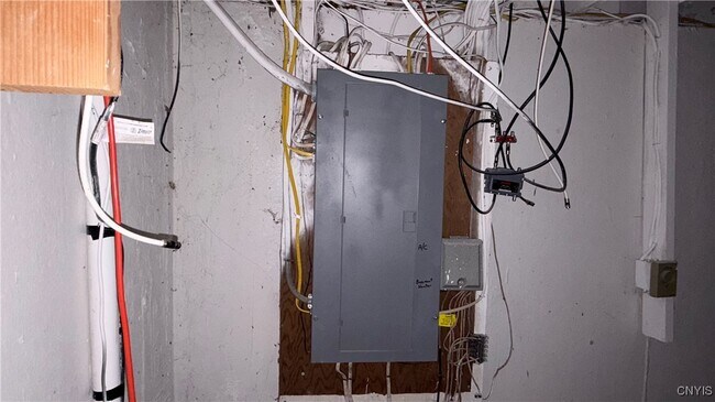 Building Photo - 7667 Charlemont Dr