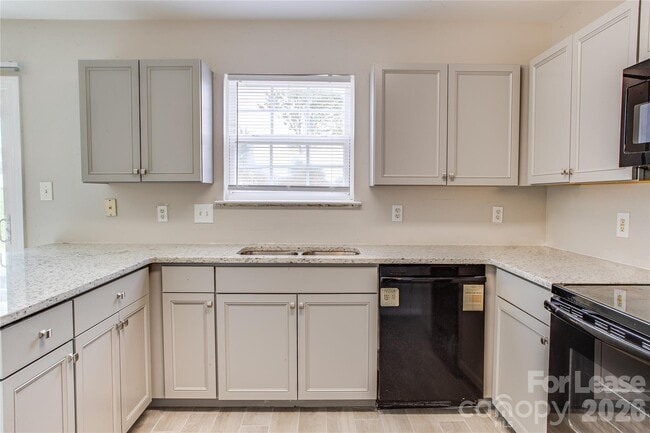 Building Photo - 2035 Speedwell Ct