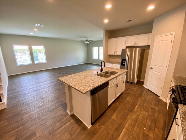 Building Photo - 13832 Rock Island Trl