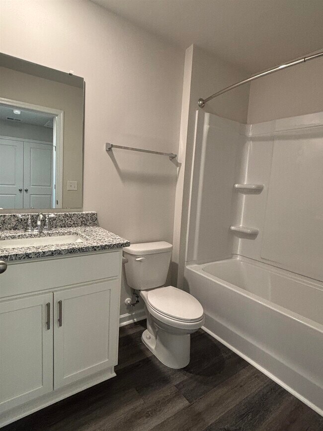 Building Photo - 160 Harvest Gold Dr