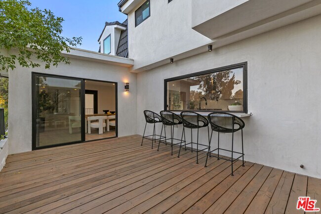 Building Photo - 5132 Escobedo Dr