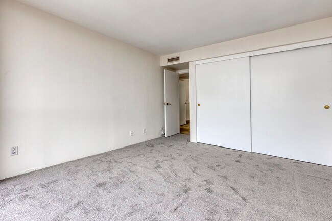 Bedroom - 3535 1st Ave