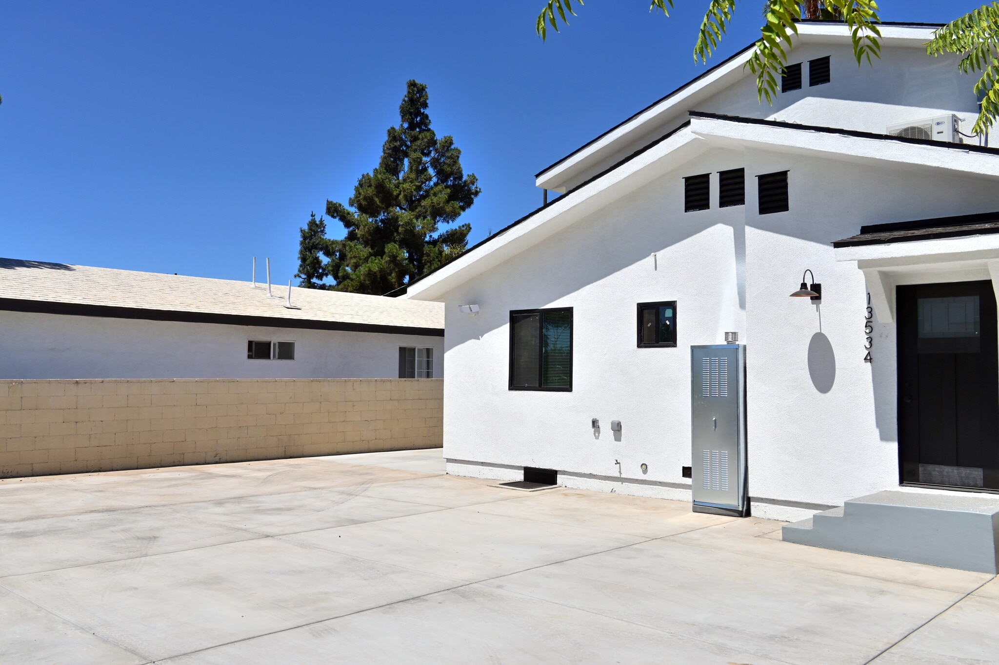 Building Photo - 13534 Remington St
