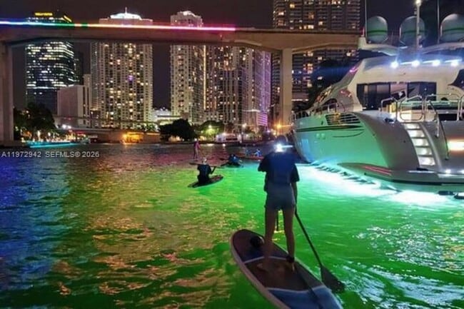 Building Photo - 1 Century Ln