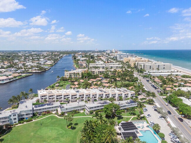 Building Photo - 1221 Hillsboro Mile